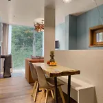 بيت للعطل Spacious Retreat With Rooftop