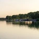 度假居 Spacious Retreat With Rooftop *