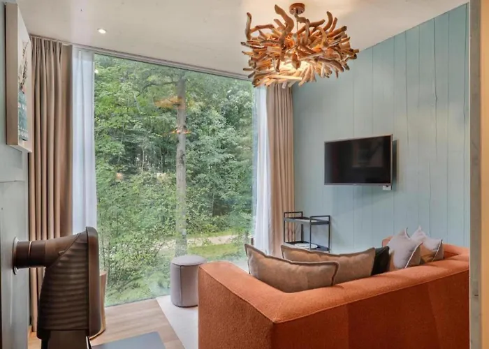 Spacious Retreat With Rooftop * Antoing