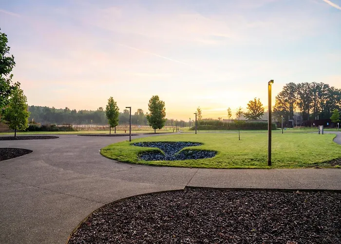 Spacious Retreat With Rooftop Vakantiehuis Antoing